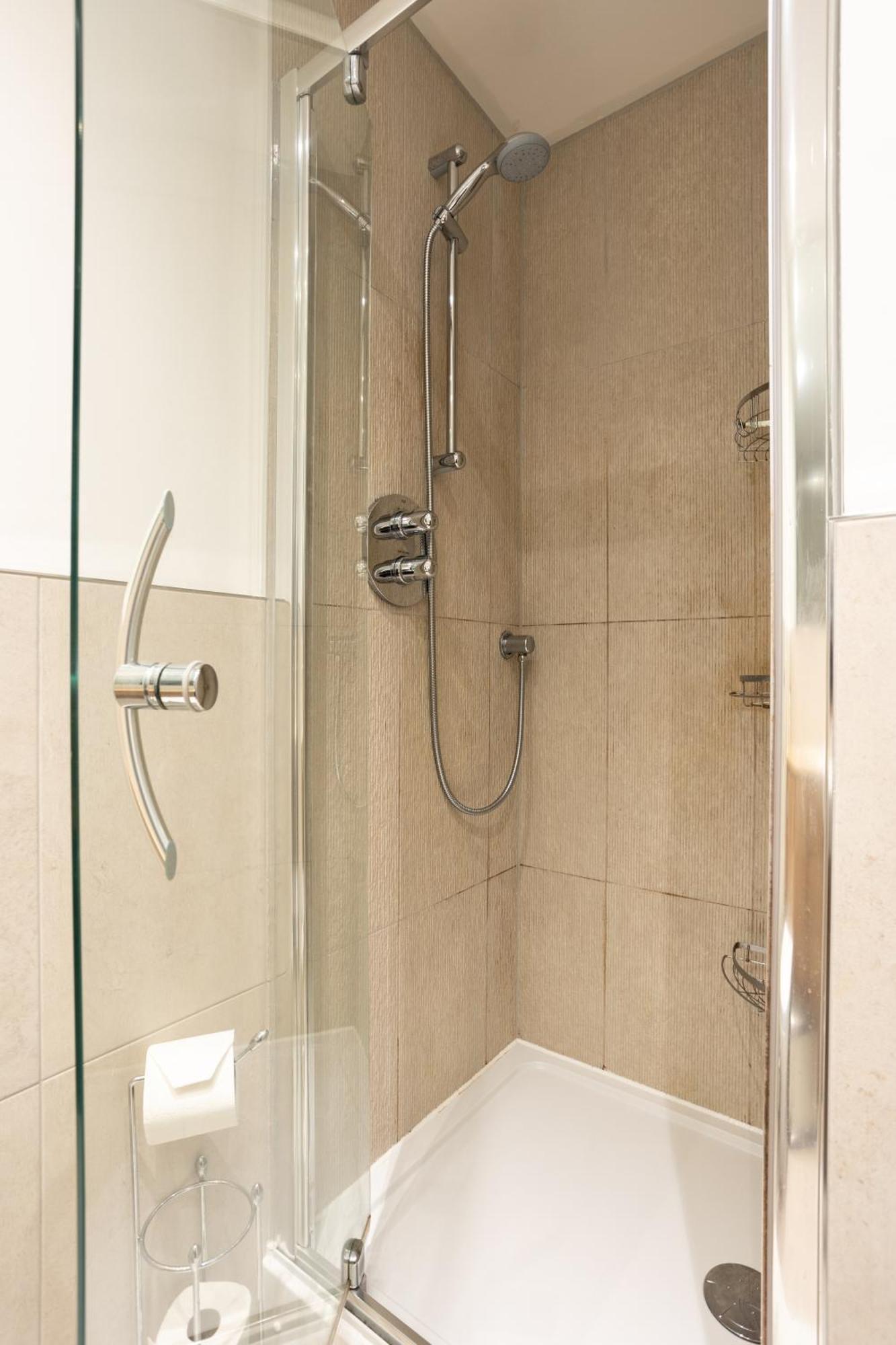 Comfy 2 Bedroom Apartment Near Edinburgh City Centre ภายนอก รูปภาพ